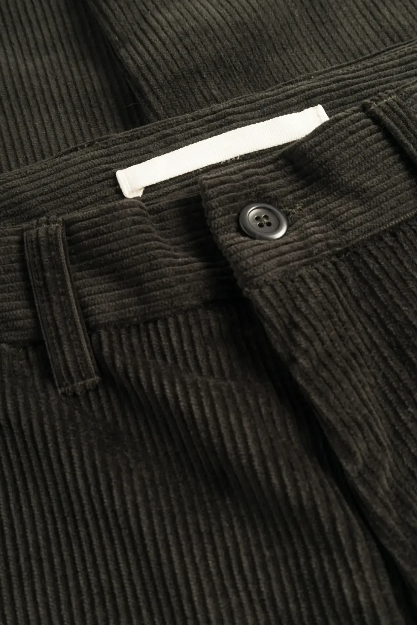 Norse Projects TROUSERS>Aros Regular Wide Wale Corduroy Chino