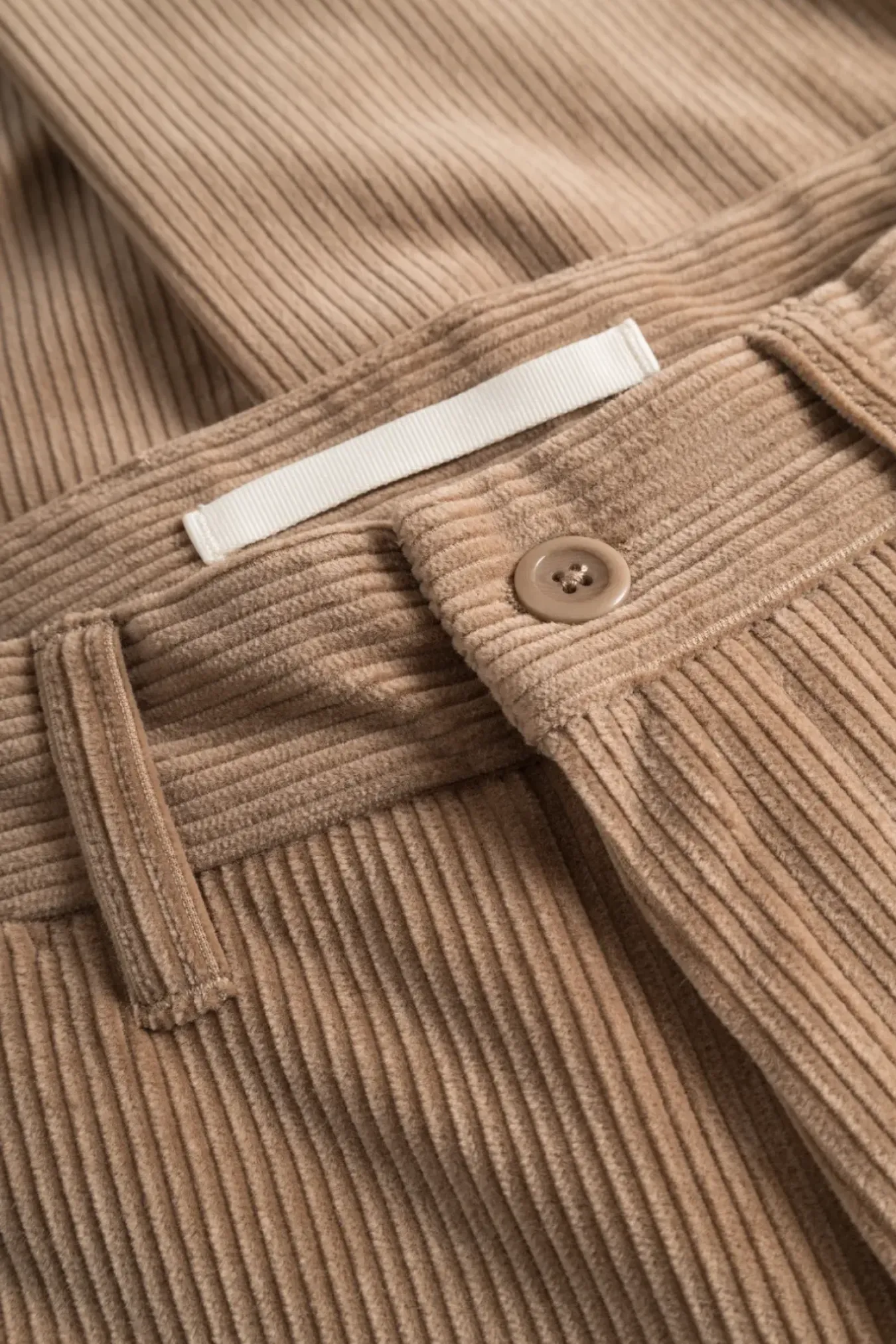 Norse Projects TROUSERS>Aros Regular Wide Wale Corduroy Chino