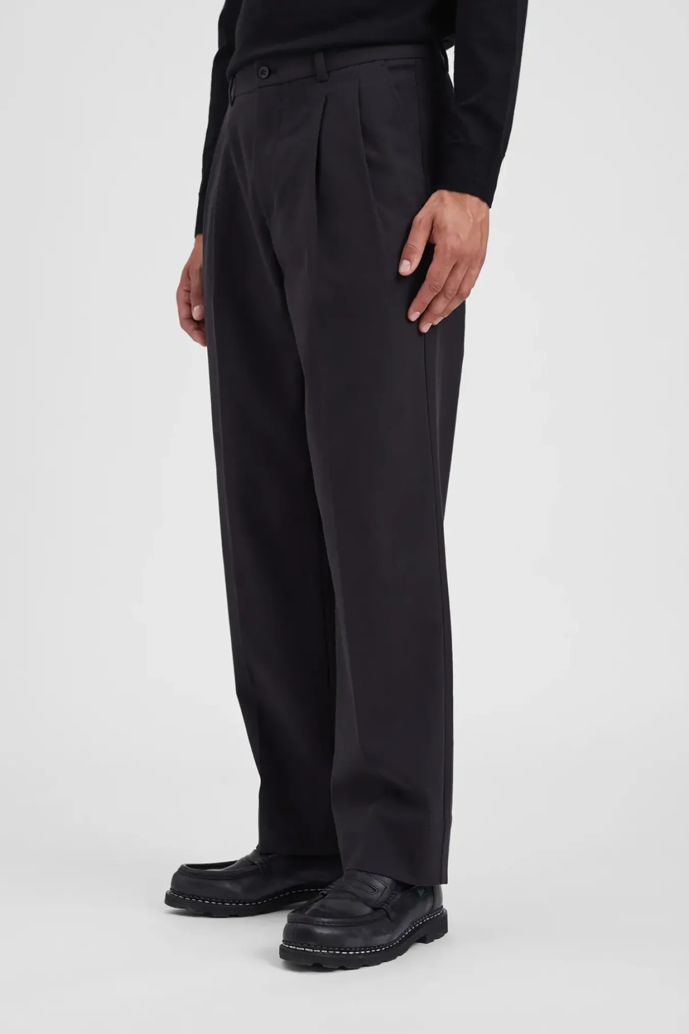 Norse Projects TROUSERS>Benn Relaxed Pleated Trouser