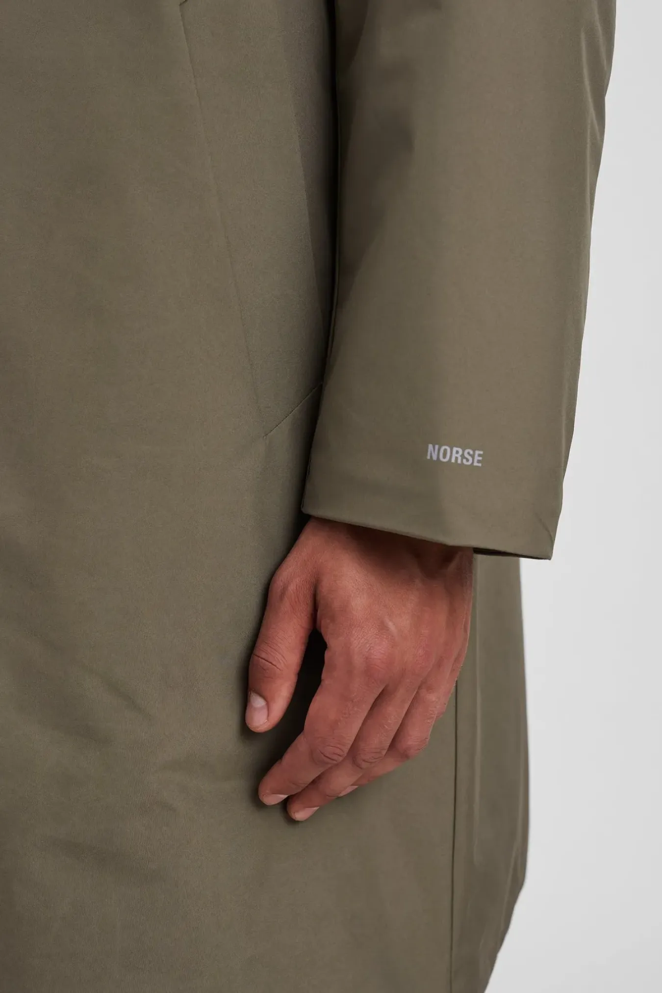 Norse Projects OUTERWEAR>Vargo Gore-Tex Windstopper Raglan Mac