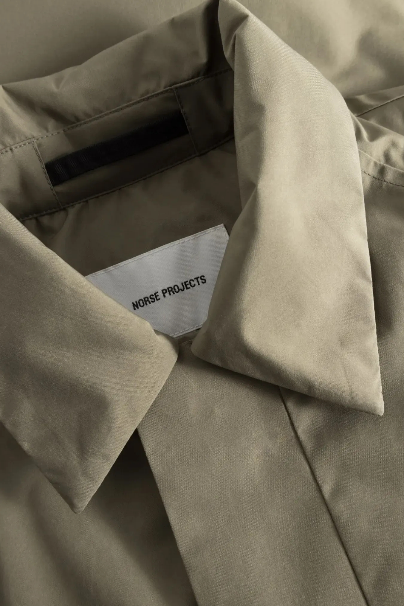 Norse Projects OUTERWEAR>Vargo Gore-Tex Windstopper Raglan Mac