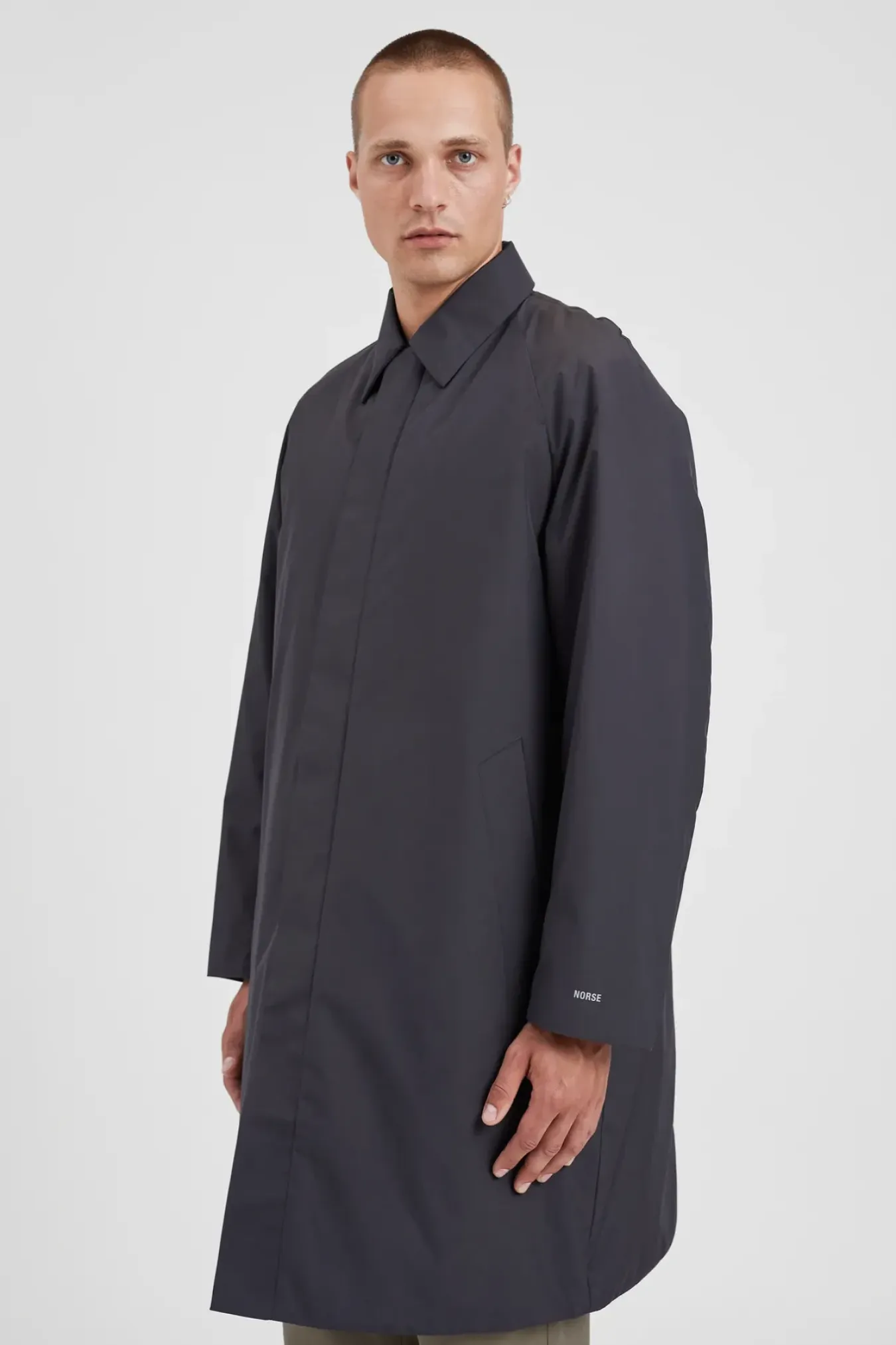 Norse Projects OUTERWEAR>Vargo Gore-Tex Windstopper Raglan Mac
