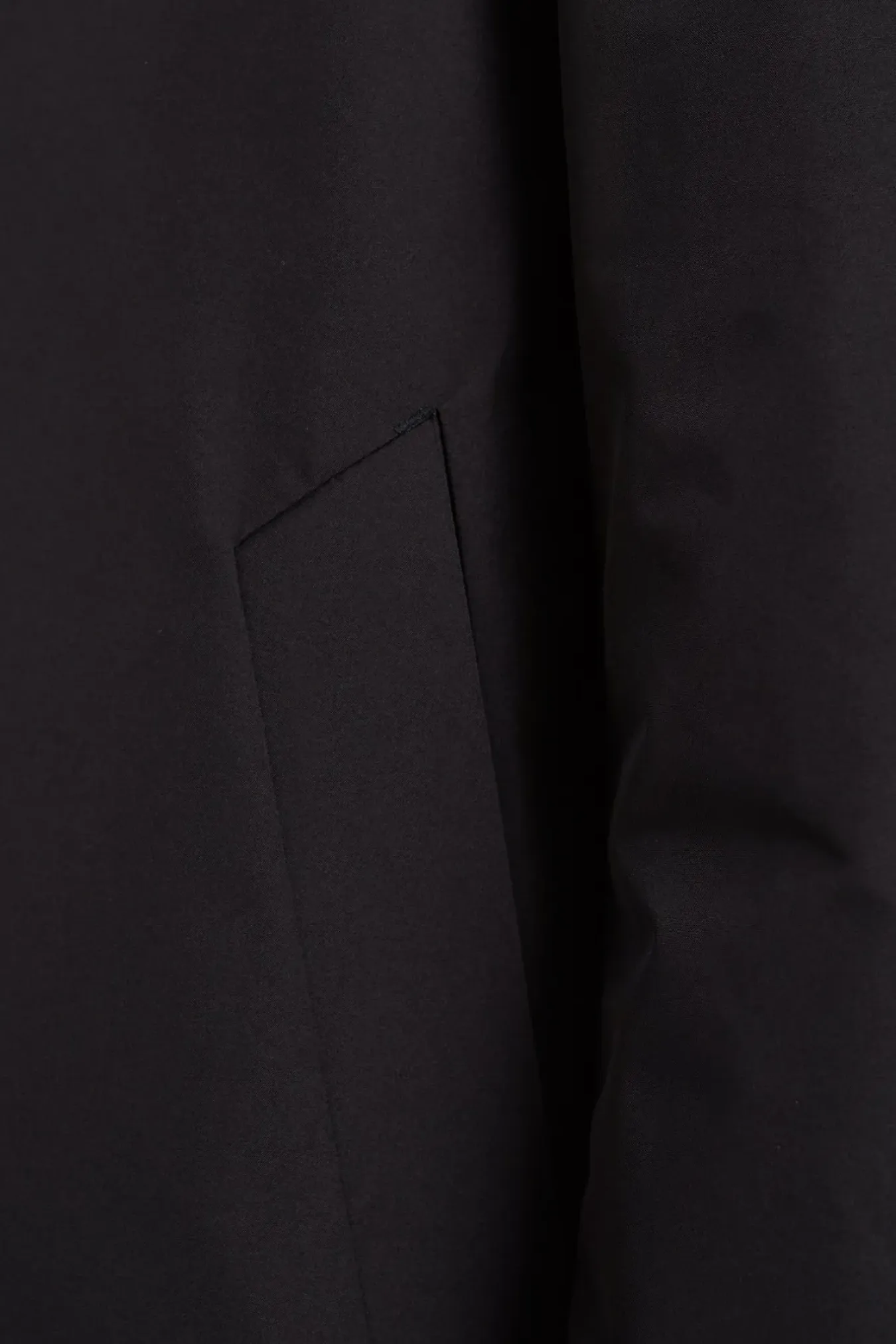 Norse Projects OUTERWEAR>Vargo Gore-Tex Windstopper Raglan Mac